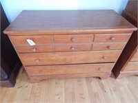 Dresser 5 drawers