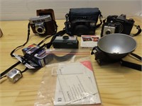 Vintage camera lot.