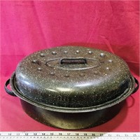 Enamelled Roasting Pot (Vintage)