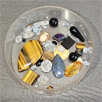 Assorted Jewels & Gemstone Pieces