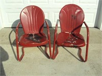 2 Outdoor Metal Chairs - Vintage, Nice Condition