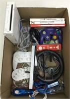 Wii Consol, Controllers & Games