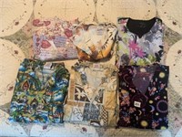 SMALL SCRUB TOPS