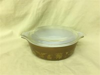 Pyrex EARLY AMERICAN Small Casserole with Lid