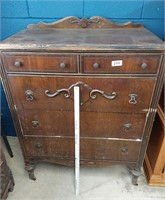 Vintage 5 Drawer Dresser on Wheels