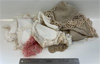 NICE LOT OF HANDMADE VINTAGE DOILIES