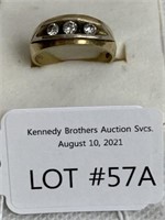 Men's 14 karat 3 Diamond Ring Size 10.5, 6.5 grams