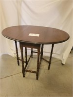 Wooden Drop Leaf Table 25.5"x36"x27"