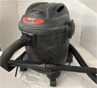 4 GAL Wet/Dry Shop Vacuum