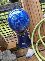 Blue Orb Yard Art - Stand Damaged (deck)