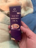 Sealed-MEOLY -Teeth Whitening Pen
