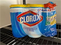 DISINFECTING WIPES BY CLOROX