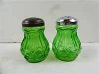 4.5" Tall Pair of Vintage Green Glass Shakers