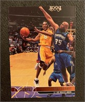 2001-2002 Topps Stadium Club #10 Kobe Bryant Card