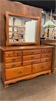 Traditional dresser chest with mirror