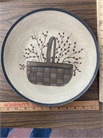 Donna white basket plate