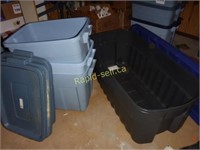 Rubbermaid Totes