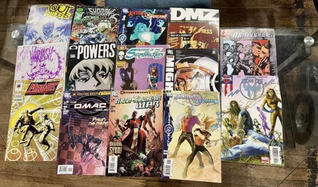 ASSORTMENT OF COMICS