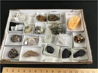Lot of various stone, please see the photos