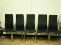 Set of 5 very nice leather chairs