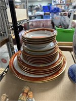 LOT OF RED & GOLD TRIMMED CHINA NORITAKE GOLDHILL