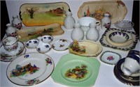 Quantity of various English porcelain items
