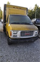 1999 GMC 3500 SAVANA BOX TRUCK