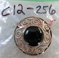 C12-256 sterling Scottish kilt pin w/onyx marked
