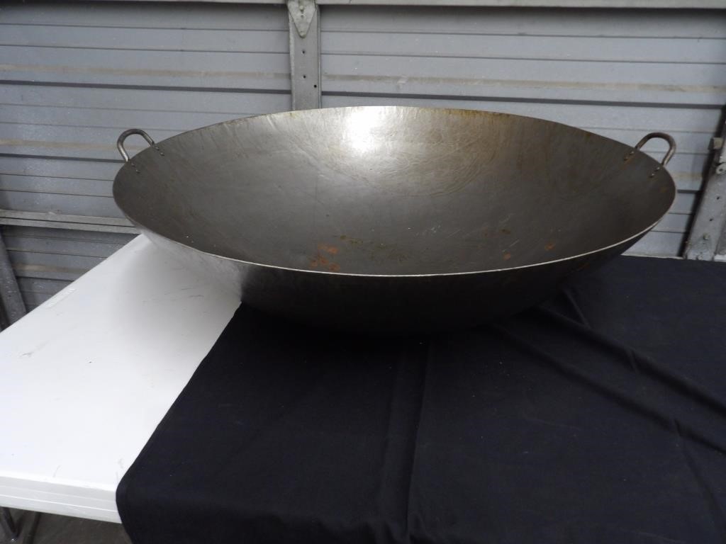 NEW 34" WOK