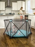 My Portable Play Yard Indoor and Outdoor, 6 Panel