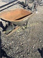 TRUE TEMPER WHEELBARROW