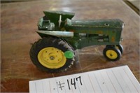 Vintage john Deere tractor toy with working 3 pt.