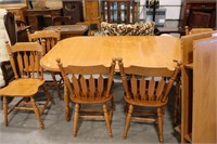 DINING ROOM TABLE WITH 6 CHAIRS, & 2 LEAVES