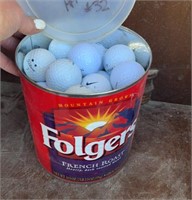 Approximately 32 golf balls