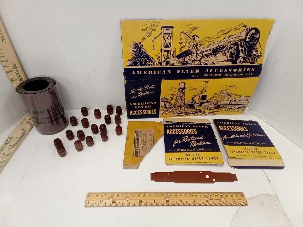 American  Flyer Assesories Box pieces, Many Mini
