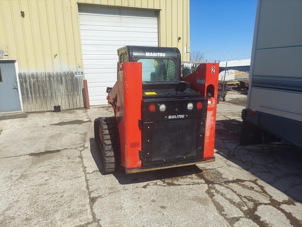 2021 manitou rubber tracked skid steer