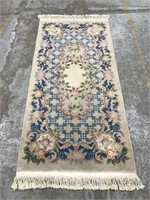 Carved wool hall rug