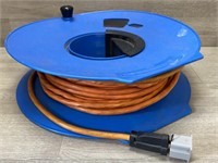 Extension Cord w/ Roll Up Wheel