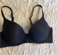 Black bra 36B Smoothez brand great shape