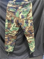 USMC Camo Pants size small Regular