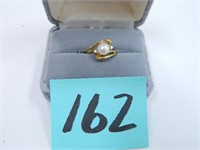 14kt Yellow Gold, 3.4gr. Pearl and Diamond Ring,