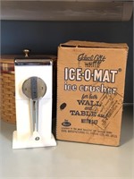Vintage Rival Ice-O-Mat Ice Crusher