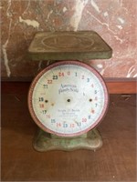 Vintage American Family scale