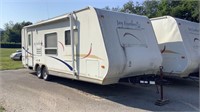 2005 Jayco Jay Feather 28’ Bumper Pull Camper