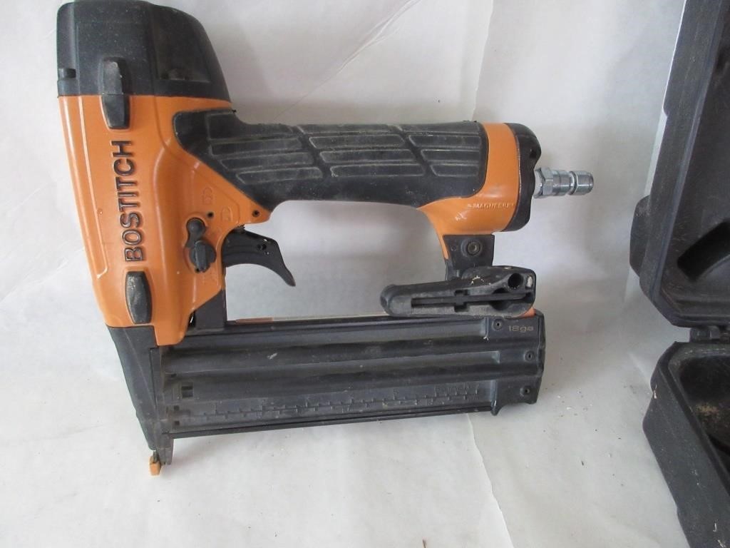 Bostitch 18 ga. Finish Nailer