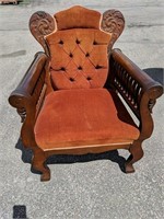 Elegant Conversation Chair "fit for a king" with