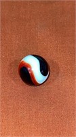 25/32” Akro Agate Rebel corkscrew marble Near