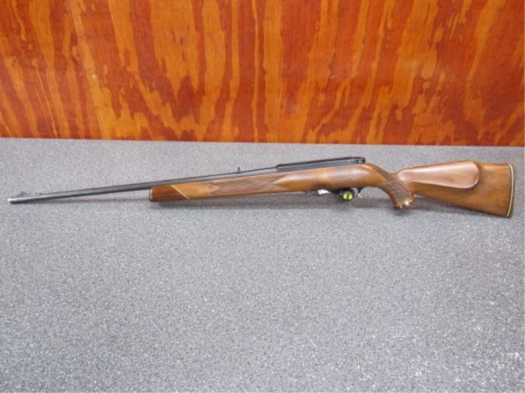 Weatherby Mark XXII 22LR Semi Auto, Clip, 24in.