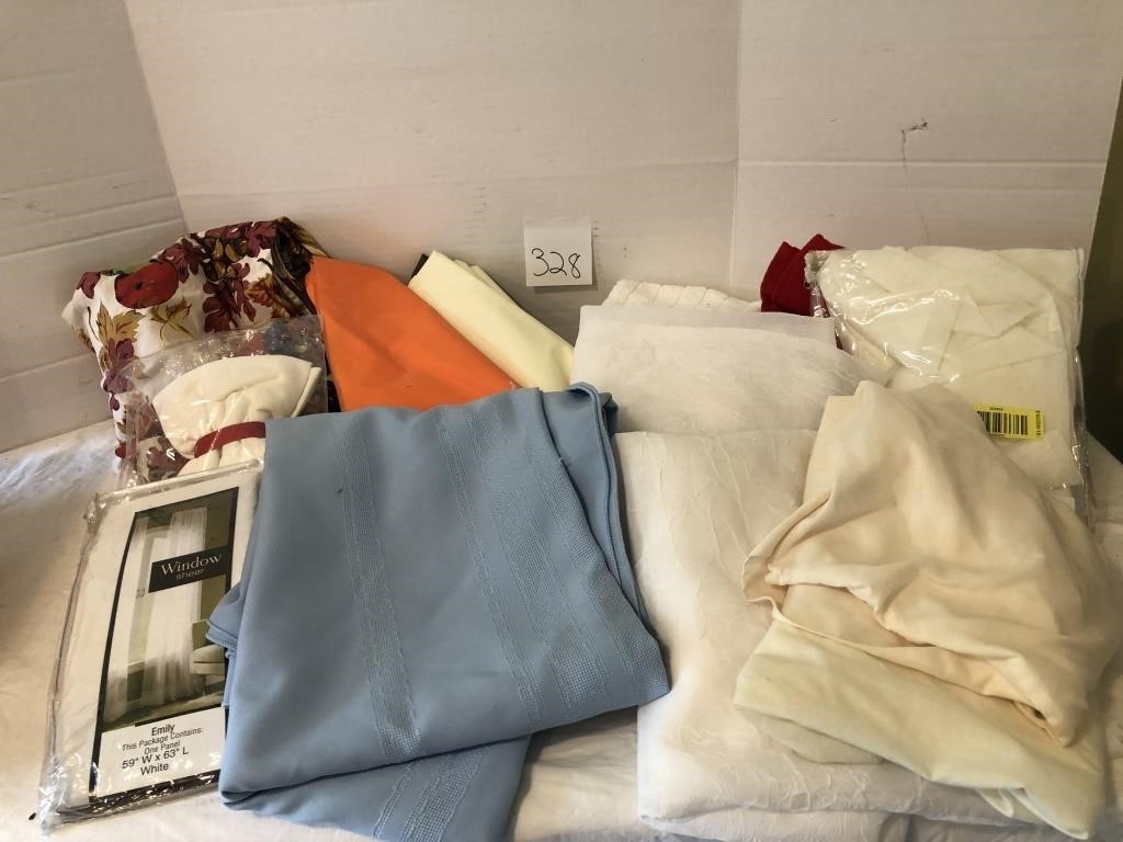 Assorted linens