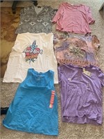 ASSORTED TOPS AND T SHIRTS